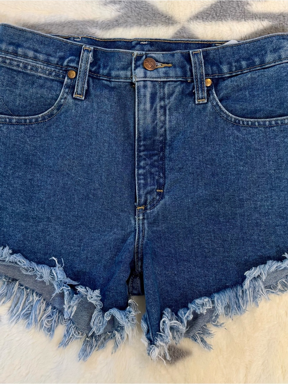 Wrangler Women's Frayed Hem Shorts